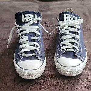 Converse Classic Navy Sneakers